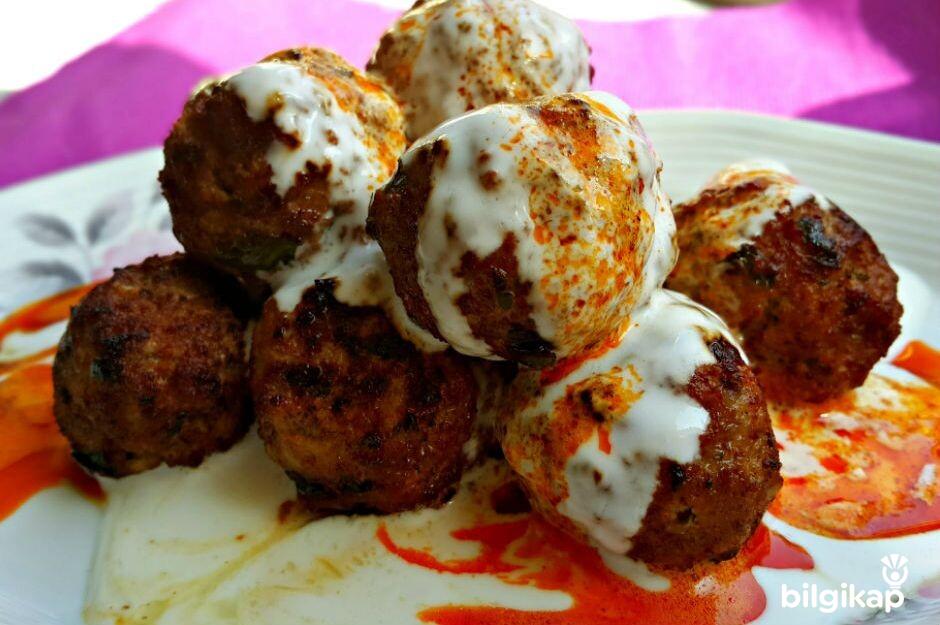 Yuvarlama Nasıl Yapılır Et Yemekleri Köfte Tarifleri Tarifler