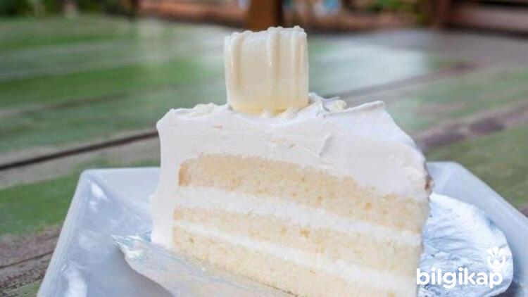 Beyaz Çikolatalı Dutlu Pasta  Tarifler Yaş Pasta Tarifleri