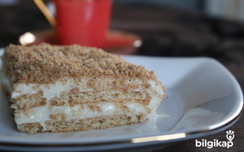 Burçaklı Kolay Pasta  Tarifler Yaş Pasta Tarifleri