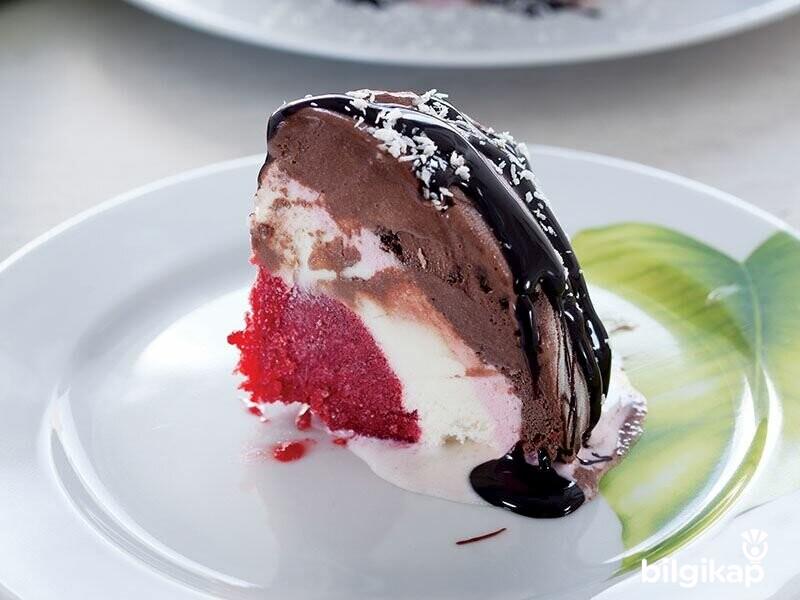 Dondurmalı Pasta Tarifi  Tarifler Yaş Pasta Tarifleri