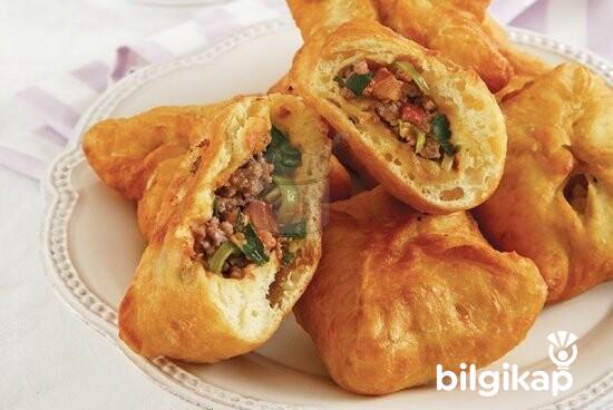Etli Bohça Böreği  Bakliyat Yemekleri Et Yemekleri Tarifler