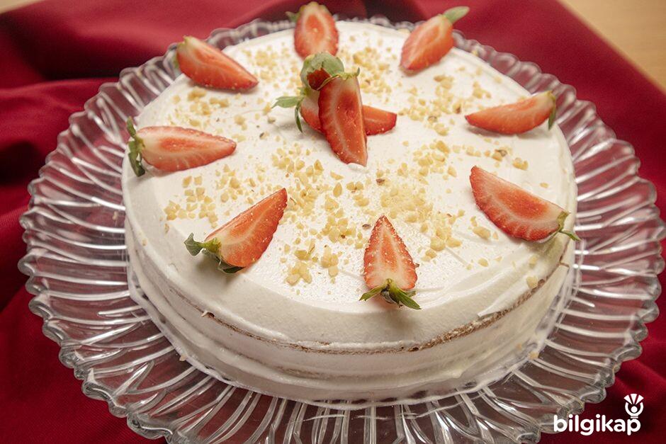 Hazır Pasta  Tarifler Yaş Pasta Tarifleri