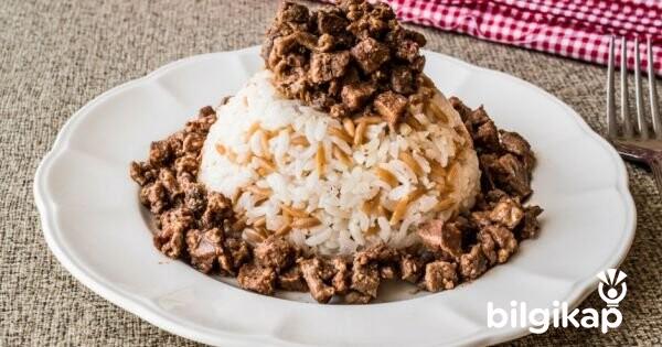 Kavurmalı Pilav Bakliyat Yemekleri Et Yemekleri Tarifler