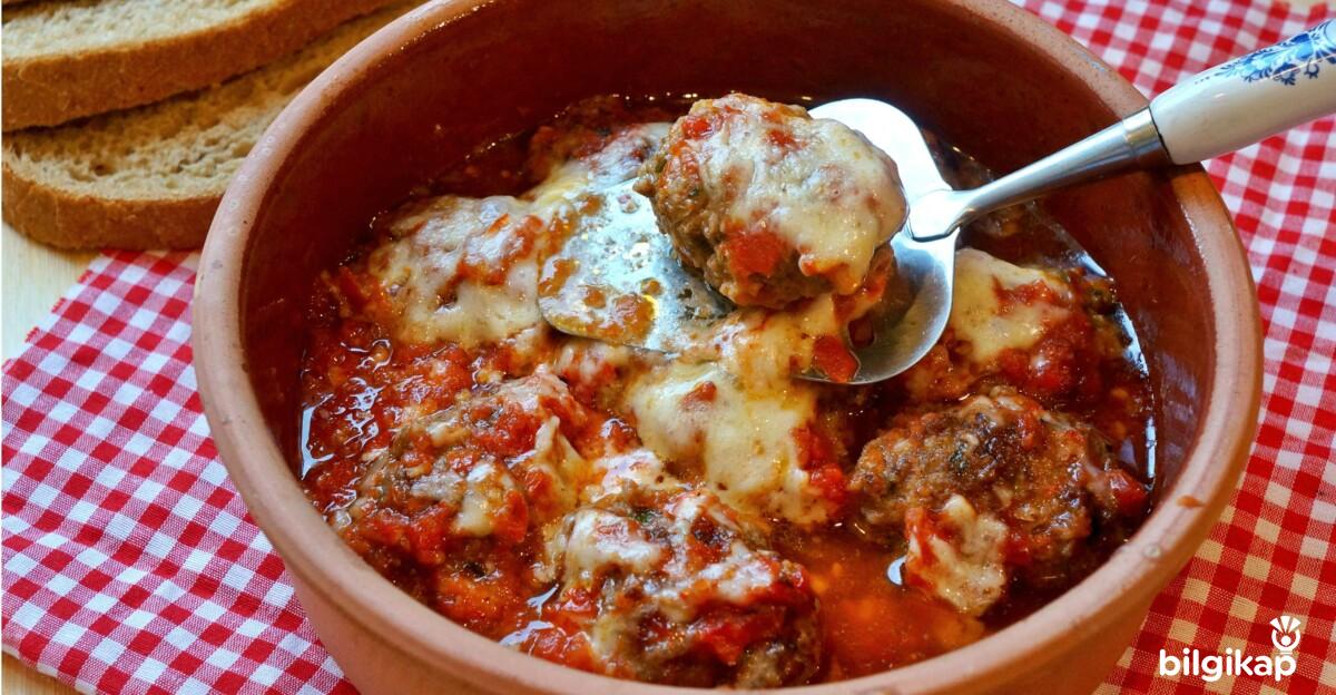 Kiremitte Köfte Tarifi Et Yemekleri Köfte Tarifleri Tarifler