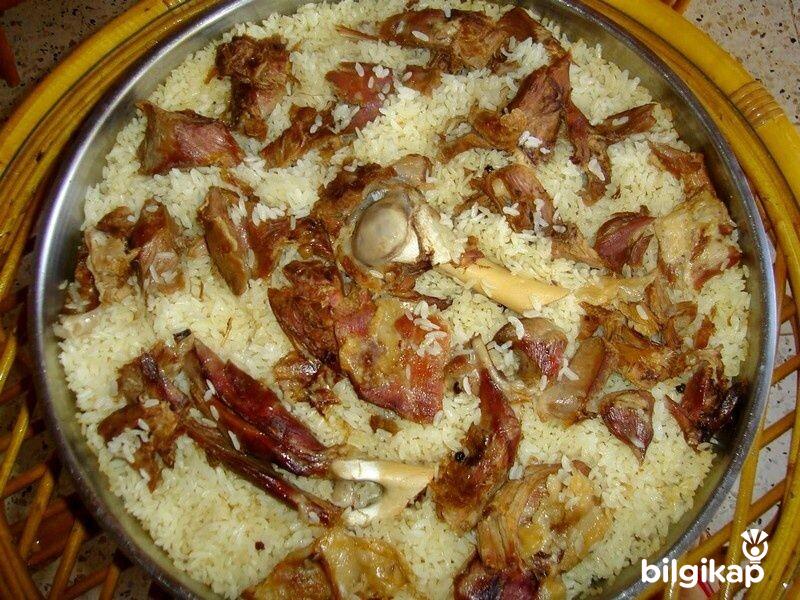 Pilavlı Kuzu Gerdanı  Bakliyat Yemekleri Et Yemekleri Tarifler