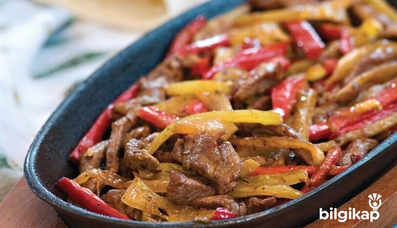Kırmızı Biberli Et Sote  Et Yemekleri Kebap Tarifleri Tarifler