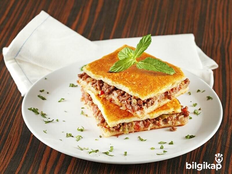 Kıymalı Kömbe  Et Yemekleri Kebap Tarifleri Tarifler