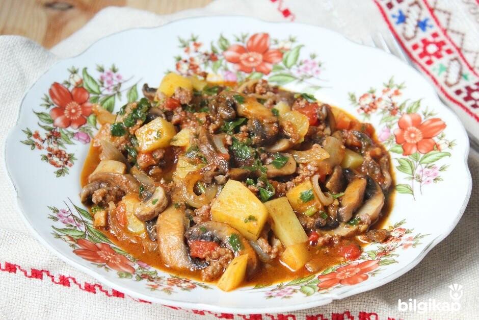 Kıymalı Mantar Sote  Et Yemekleri Tarifler