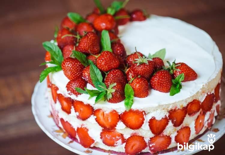 Meyveli Pasta Rüyası Tarifler Yaş Pasta Tarifleri