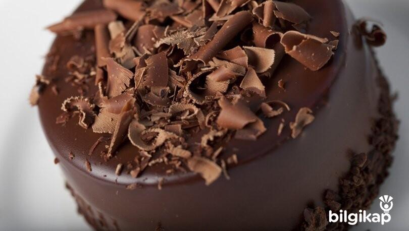 Çikolatalı Pasta Tarifler Yaş Pasta Tarifleri