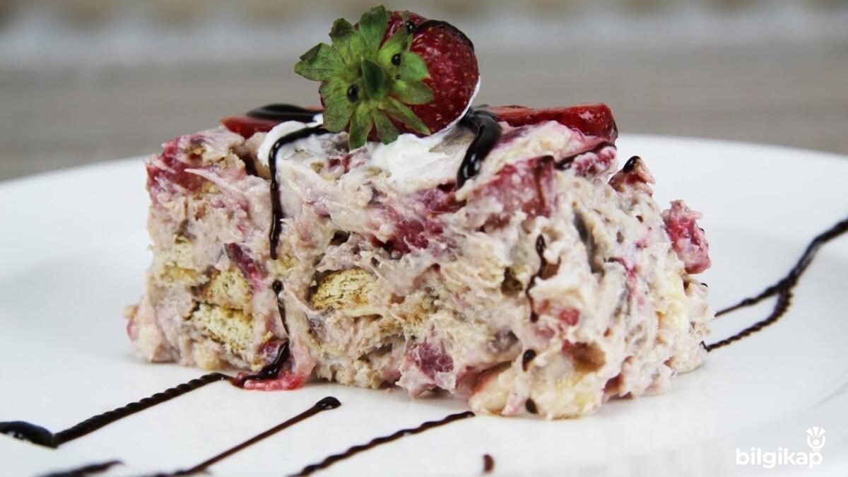 Çilekli Bisküvili Pasta  Tarifler Yaş Pasta Tarifleri